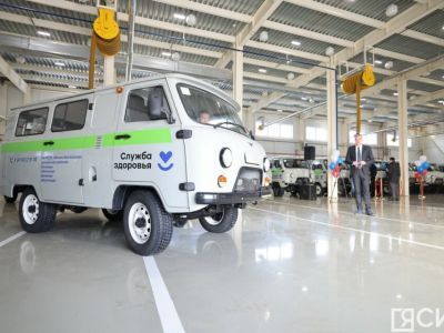 Больницы Якутии в 2025 году получили 45 новых автомобилей