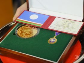 Вручены стипендии первого президента Якутии «Знанием победишь»