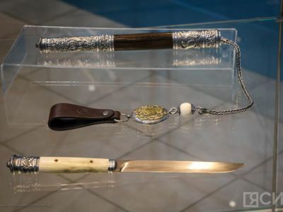 В Якутске открылась выставка ножей мастеров из Якутии и Бурятии